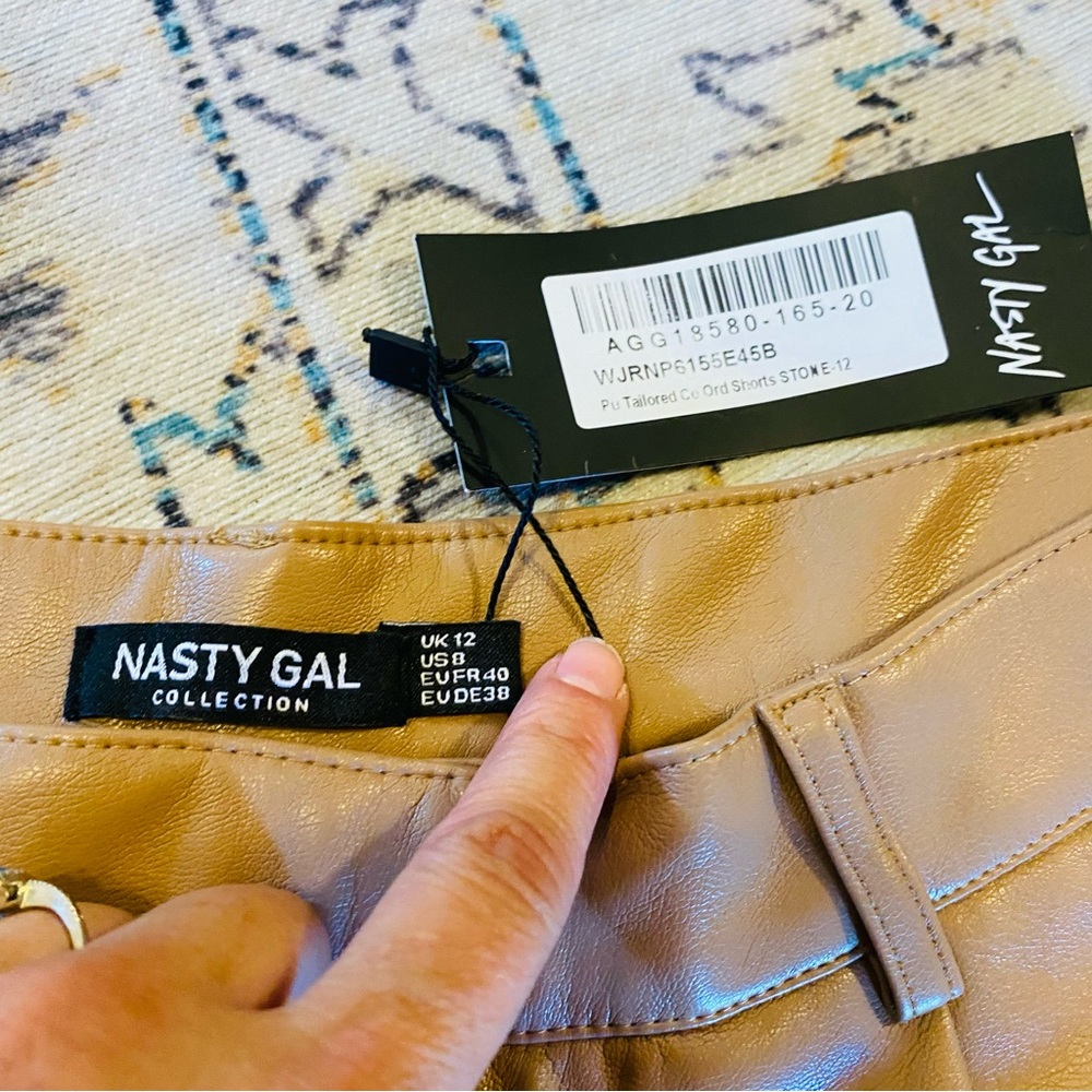 NASTY GAL NWT Faux Leather Pleated Front Shorts - Picture 6 of 8